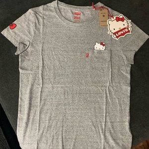 Levi’s x hello kitty tee